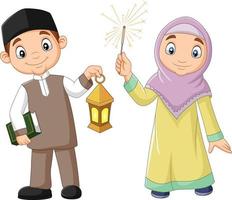 glückliche muslimische kinder mit koranbuch und ramadan-laterne vektor