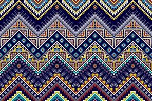 ikat geometrisches abstraktes ethnisches musterdesign. aztekischer Stoff Teppich Mandala Ornament ethnische Chevron Textildekoration Tapete. Stammes-Boho-gebürtiger ethnischer traditioneller Stickerei-Vektorhintergrund vektor