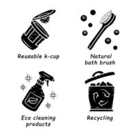 Zero Waste Swaps handgefertigte Glyphensymbole gesetzt. umweltfreundliche Produkte, Materialien. Recycling. Öko-Reinigungsprodukte, wiederverwendbarer K-Cup, natürliche Badebürste. Silhouettensymbole. vektor isolierte illustration