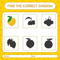 Finden Sie das richtige Schattenspiel mit Eierfrucht. arbeitsblatt für vorschulkinder, kinderaktivitätsblatt vektor