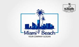 Miami Beach vektor logotyp i siluett stil med stranden, palmträd och byggnader vektor illustration.