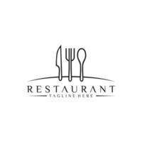 Food-Logo mit Löffel, Gabel und Messer. Restaurant-Logo-Design