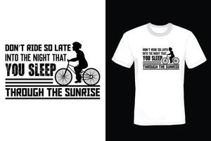 Fahrrad-T-Shirt-Design, Vintage, Typografie vektor