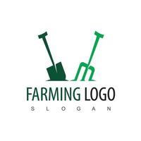 Farm-Logo mit Schaufelsymbol vektor