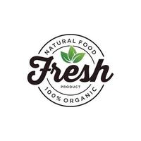 Logo-Design für frische Bio-Lebensmittel mit natürlichem Etikett vektor