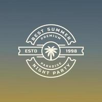 Vintage Retro-Abzeichen Sommerferien Label Typografie Logo-Vorlagen für Grußkarten, Poster und Bekleidungsdesign