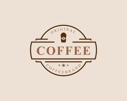 klassische retro-abzeichen-café-logos. Tasse, Bohnen, Café-Vintage-Stil-Design-Vektor-Illustration vektor