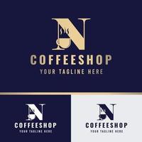 bokstaven n kaffe logotyp vektor