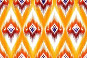 ikat etniska sömlösa mönsterdesign. tribal boho infödda etniska kalkon traditionell broderi vektor bakgrund. Aztec tyg matta mandala ornament textil dekorationer tapet