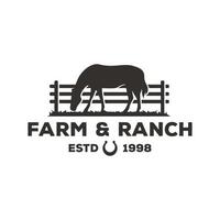 Pferdesilhouette für Vintage-Retro-Landschaft Western Country Farm Ranch Logo-Design