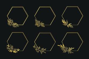 Set aus goldenem Blumenrahmen. luxus-sechskant-rahmenrand-blumenverzierung für hintergrund, hochzeitseinladung, dankeskarte, logo, grußkarte. vektor