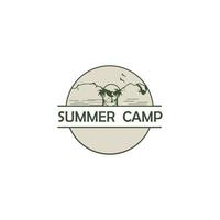 Logo für Camping-Bergabenteuer, Bergcamping-Geschenk, Camping- und Outdoor-Abenteuer-Embleme vektor