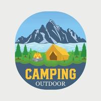 Camping-Outdoor-T-Shirt-Design, Abenteuer- und Campingangebot für Druck, Karte, T-Shirt, Becher und vieles mehr vektor