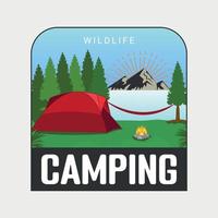 vilda camping t-shirt design, äventyr och camping citat för tryck, kort, t-shirt, mugg och mycket mer vektor