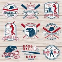 set med baseball- eller softballklubbmärke. vektor illustration. koncept för skjorta eller logotyp,