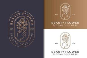 handritad logotyp av feminin och blommig botanisk, hudhårskönhetsbutik och kosmetika för kvinna, linjekonst lämplig för spasalongslogotyp vektor