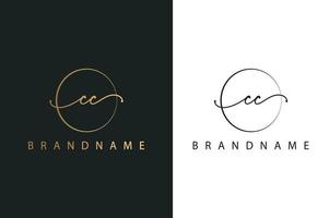 cc cc handritad logotyp med initial signatur, mode, smycken, fotografi, boutique, manus, bröllop, blommig och botanisk kreativ vektorlogotypmall för alla företag eller företag. vektor