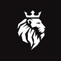 Löwenkopf mit Kronenmaskottchenvektor auf schwarzem Hintergrund vektor