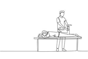 enkel kontinuerlig linjeritning fysioterapi rehabiliteringshjälp. man patient liggande på massagebord terapeut gör helande behandling massera skadad fot. en rad rita grafisk design vektor
