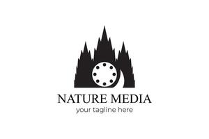 naturträd media logotyp mall redigerbar vektor