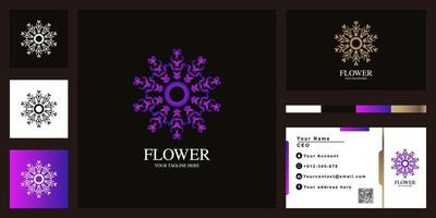 Blumen- oder Ornament-Luxus-Logo-Template-Design mit Visitenkarte. vektor