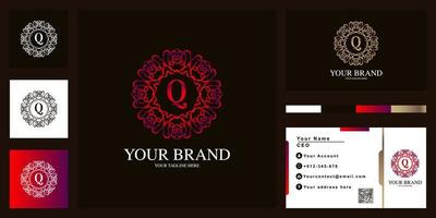 buchstabe q luxus ornament blumenrahmen logo template design mit visitenkarte. vektor