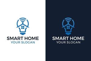 logotyp för smart hemteknologi, hem med logotypdesign för glödlampa vektor