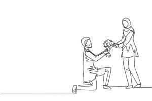 einzelne durchgehende strichzeichnung arabischer mann auf knie, der frau mit blumenstrauß einen heiratsantrag macht. Verliebter Junge, der Blumen gibt. glückliches Paar bereitet sich auf die Hochzeit vor. eine linie zeichnen grafikdesignvektor vektor