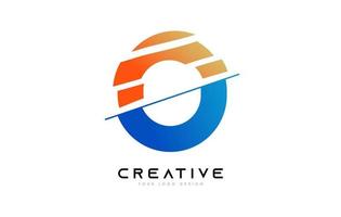 in Scheiben geschnittener Buchstabe o-Logo-Icon-Design mit blauen und orangefarbenen Farben und geschnittenen Scheiben vektor