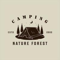 Camping im Wald Logo Vektor Vintage Illustration Vorlage Symbol Grafikdesign. Outdoor-Naturcamp-Zeichen oder Symbol für Reiseabenteuer mit Retro-Typografie-Stil