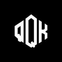 qqk-Buchstaben-Logo-Design mit Polygonform. qqk-polygon- und würfelform-logo-design. qqk Sechseck-Vektor-Logo-Vorlage in weißen und schwarzen Farben. qqk-monogramm, geschäfts- und immobilienlogo. vektor
