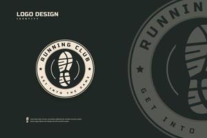 Laufclub-Logo-Design-Vorlage, Logotyp-Konzept für Marathon-Turniere. laufende Teamidentität lokalisiert auf weißem Hintergrund, abstrakte Sportsymboldesign-Vektorillustrationen vektor