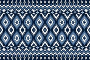 ikat etniska sömlösa mönster. geometriska tribal randig traditionell. design för bakgrund, matta, tapeter, kläder, inslagning, batik, tyg, vektor illustration.broderi stil.