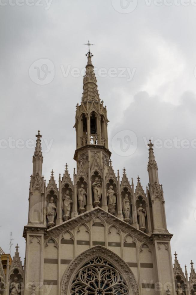 église de la vierge marie sur les fondations du temple de minerve - la seule église gothique de rome photo