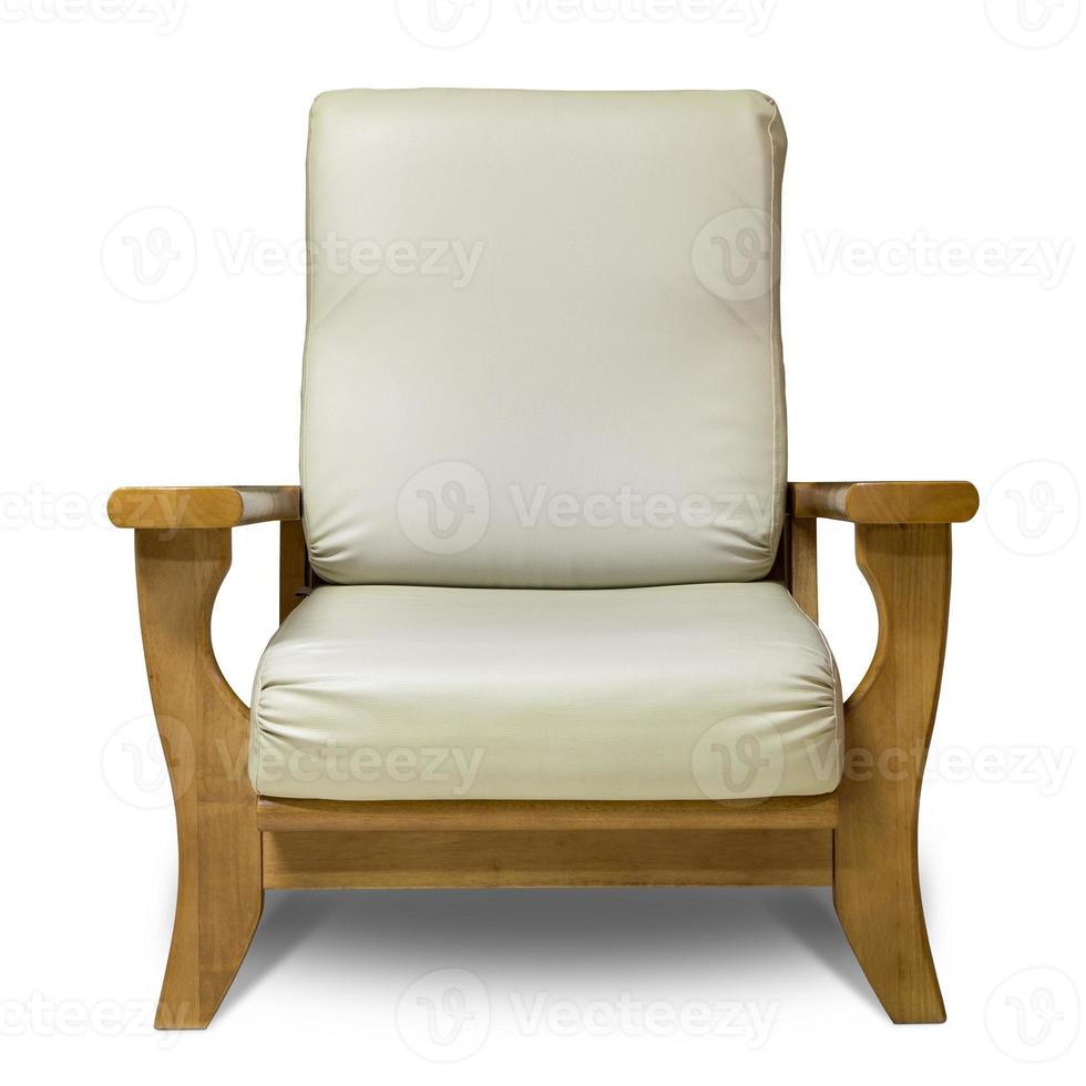 chaise en bois isolé sur fond blanc photo