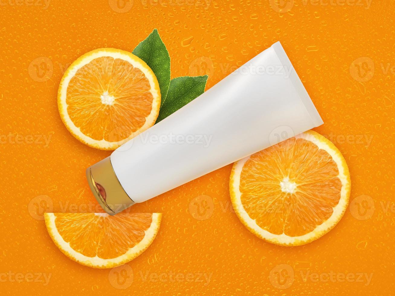 produits de soin de la peau à la vitamine c naturelle tranche de fruit orange juteuse fraîche et feuille verte sur fond orange. maquette de marque de produit de beauté cosmétique pour crème hydratante, lotion, mousse ou shampooing photo