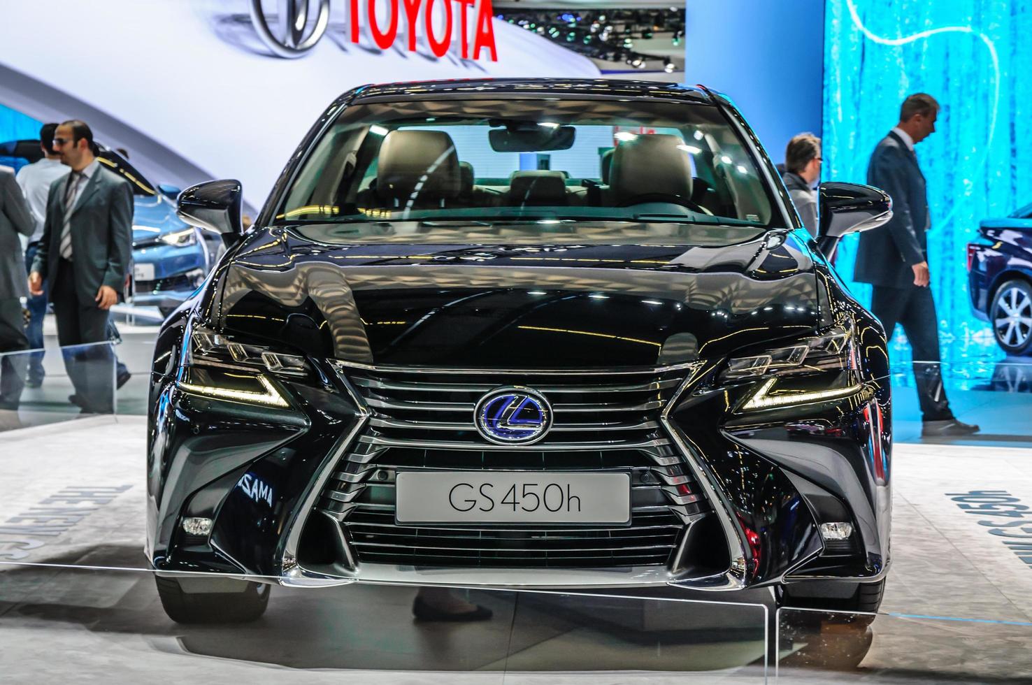 francfort - sept 2015 lexus gs450h présenté à iaa international photo