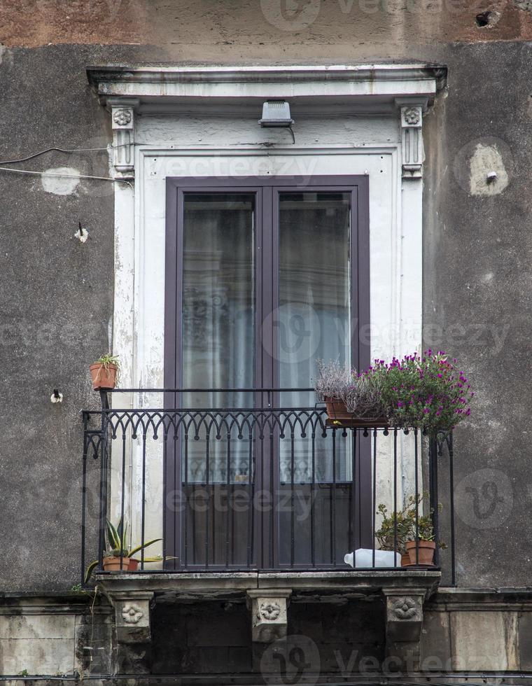 vieille fenêtre sicilienne photo