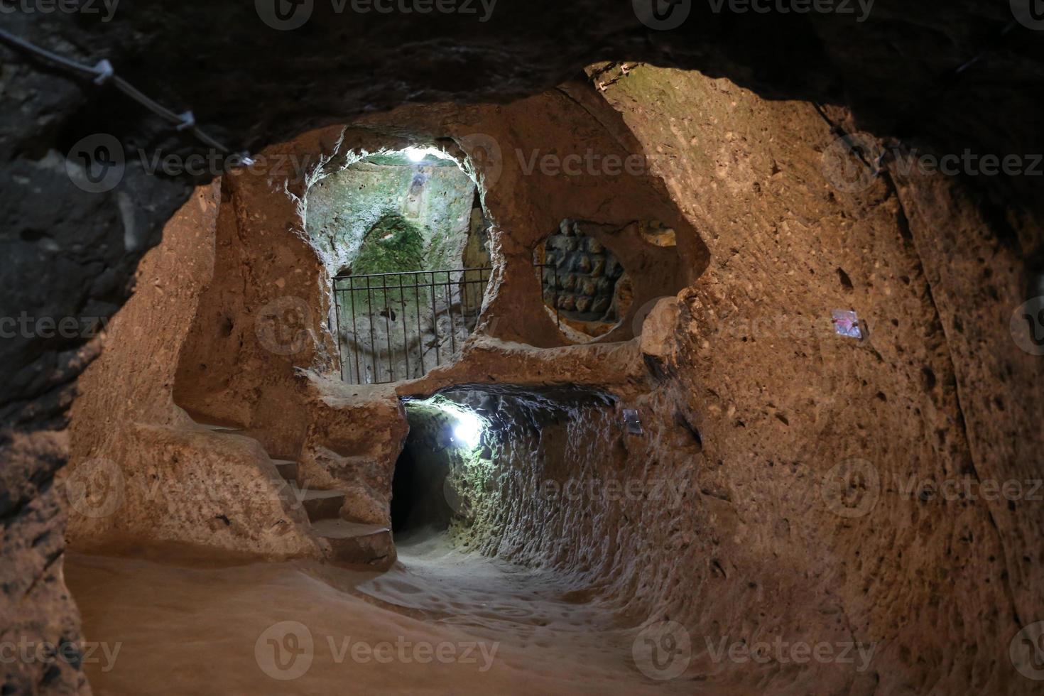 ville souterraine de derinkuyu en cappadoce photo