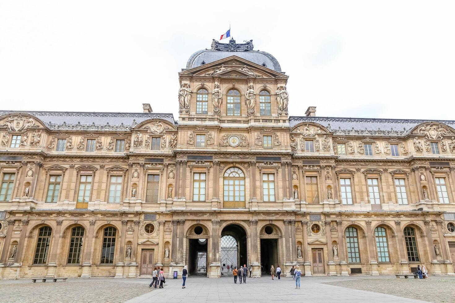 musée du louvre à paris ville photo