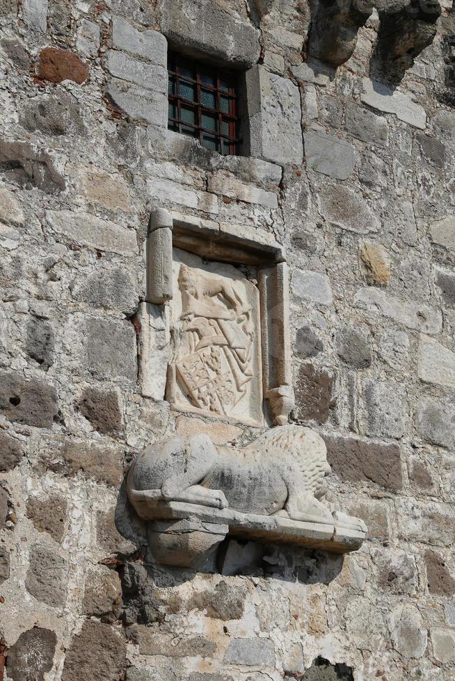 symboles de chevalier dans le château de bodrum photo