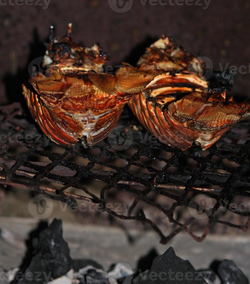 barbecue illégal de homard à cuba photo