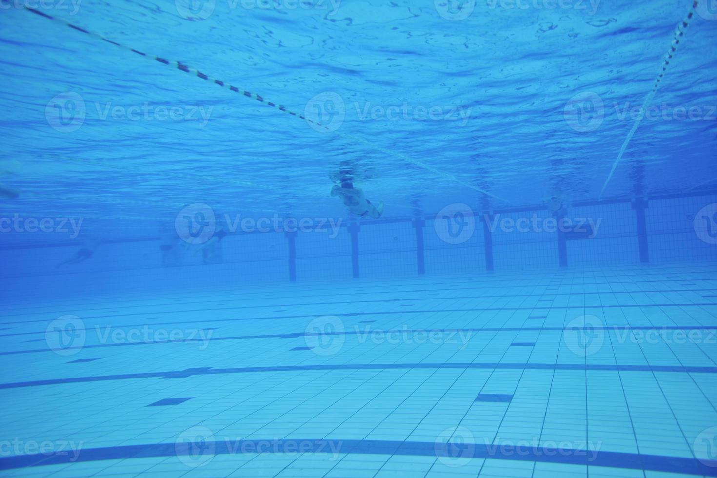 piscine sous l'eau photo