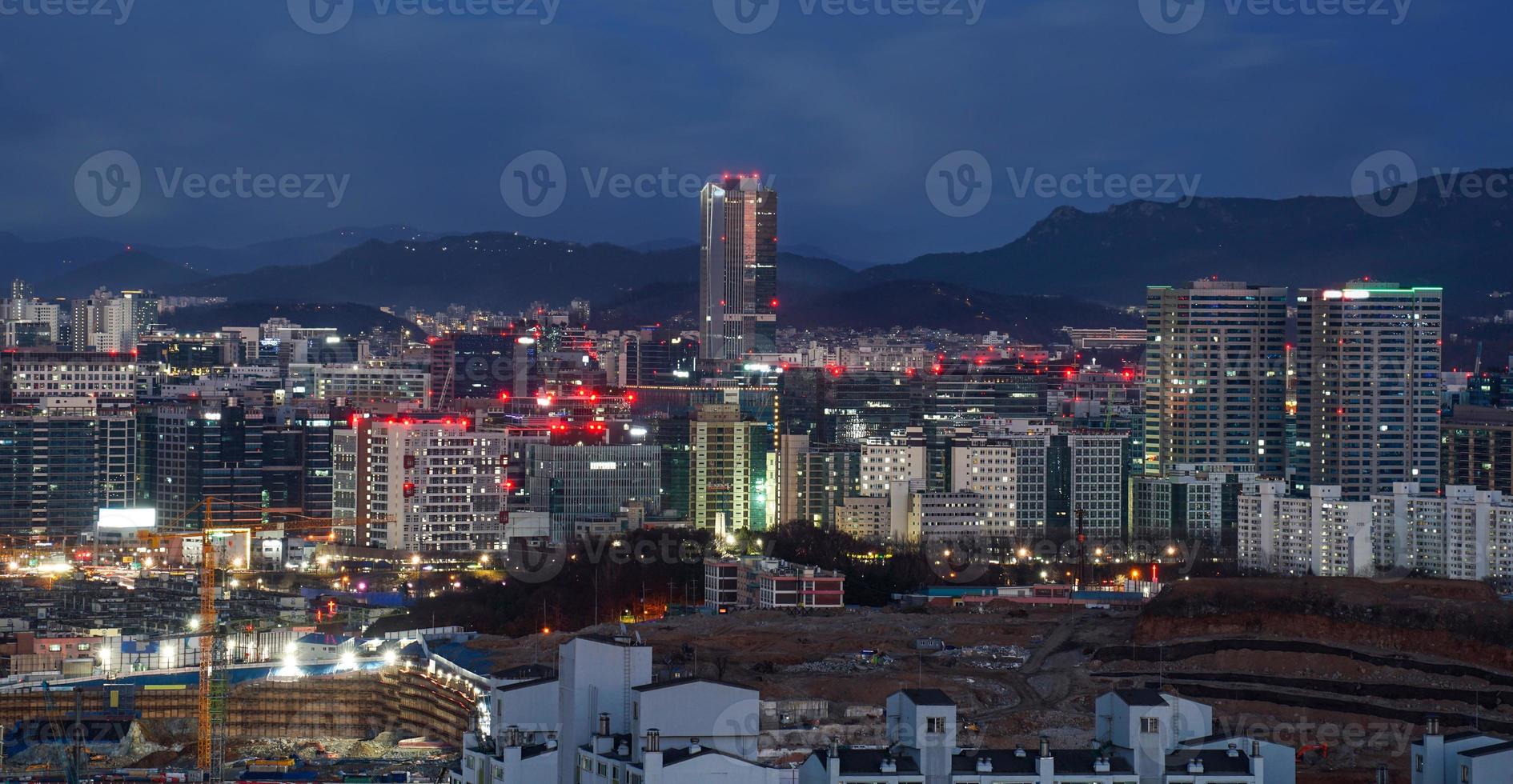 vue nocturne autour de guro-gu, séoul photo