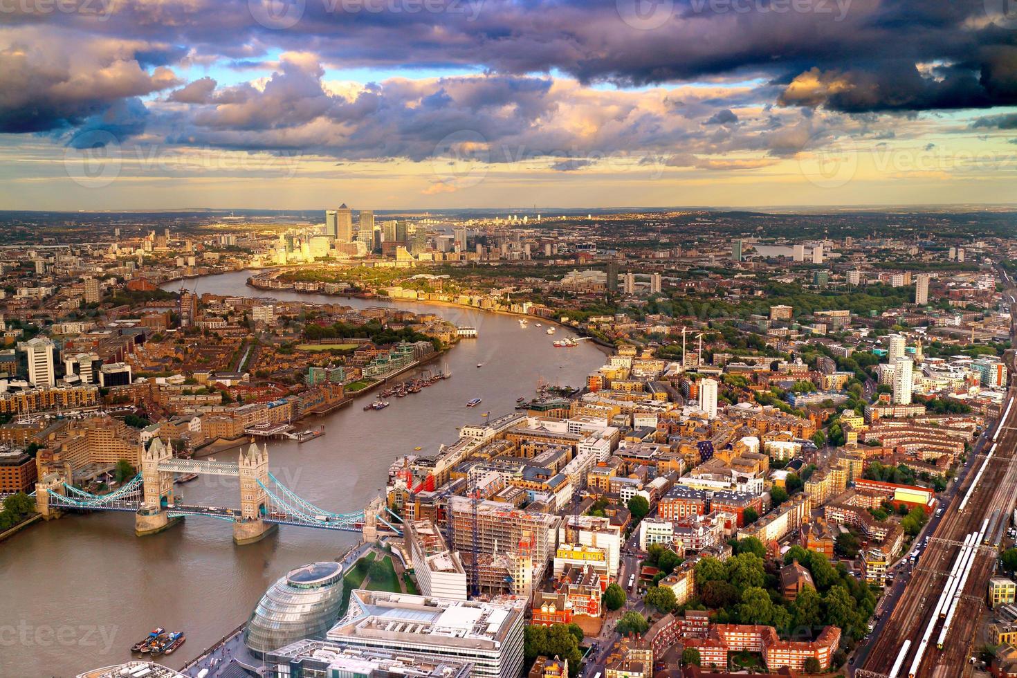 Londres vue aérienne au crépuscule photo