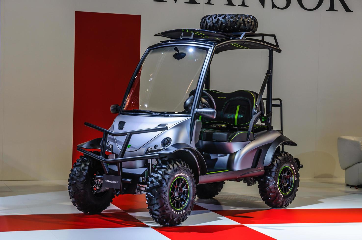 francfort - sept 2015 golf buggy mansory présenté à iaa inter photo