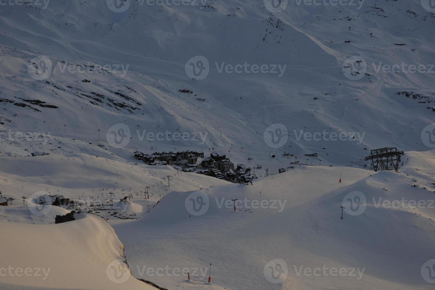 coucher de soleil neige montagne photo