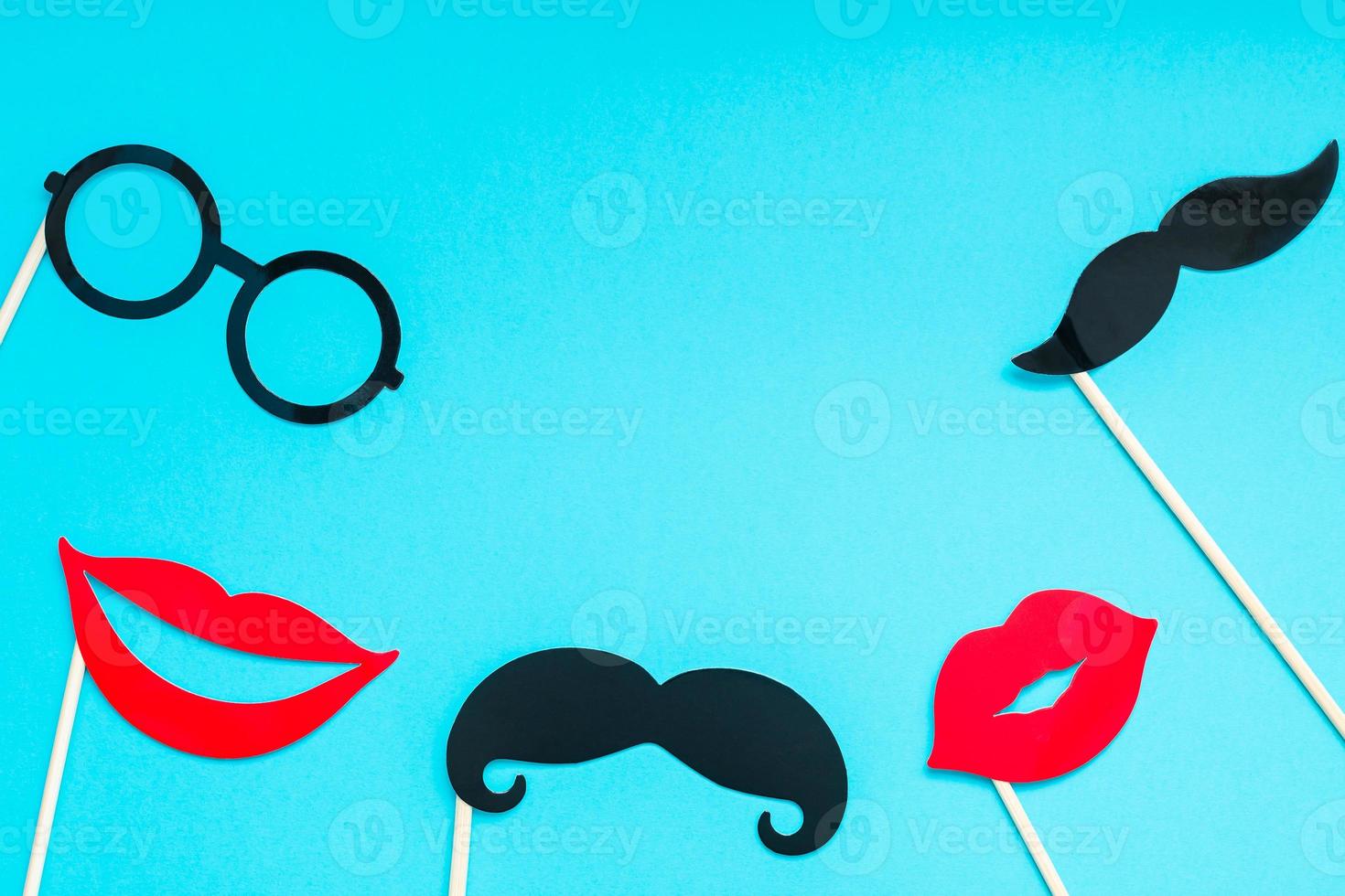moustaches en papier pour hommes pères papa concept photo