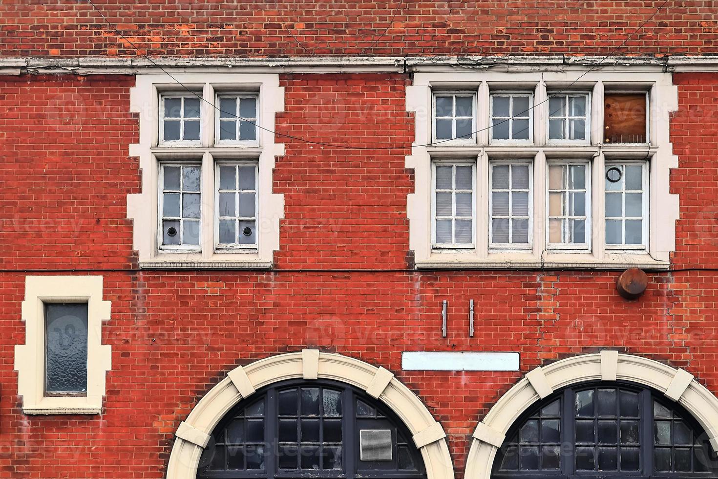 Architecture britannique et façades de bâtiments résidentiels dans les rues de Londres Royaume-Uni photo