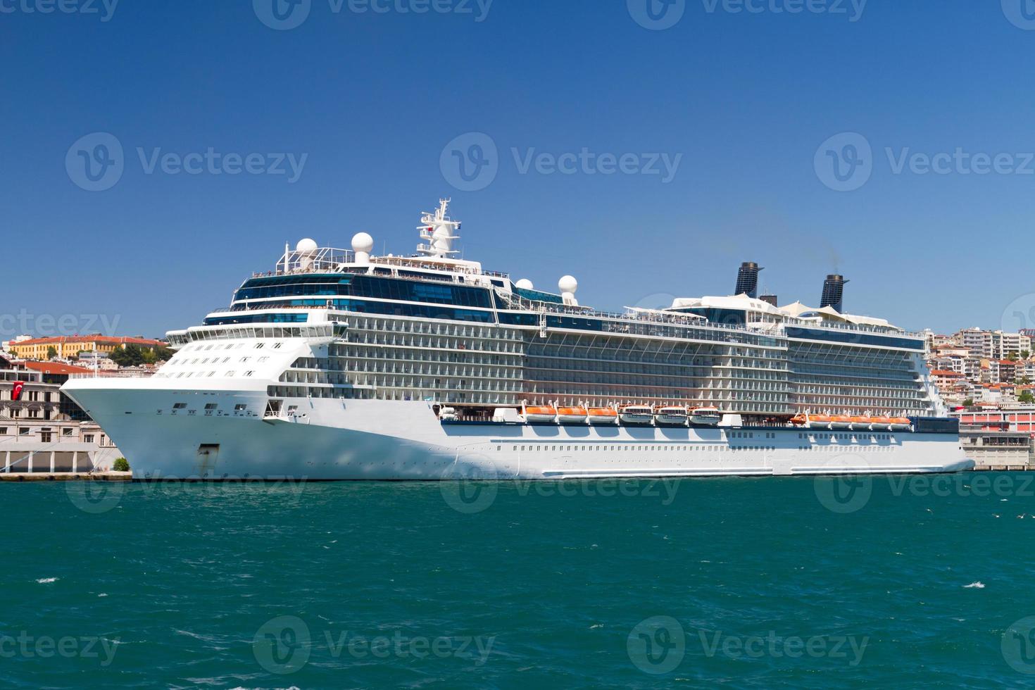 bateau de croisière à istanbul photo